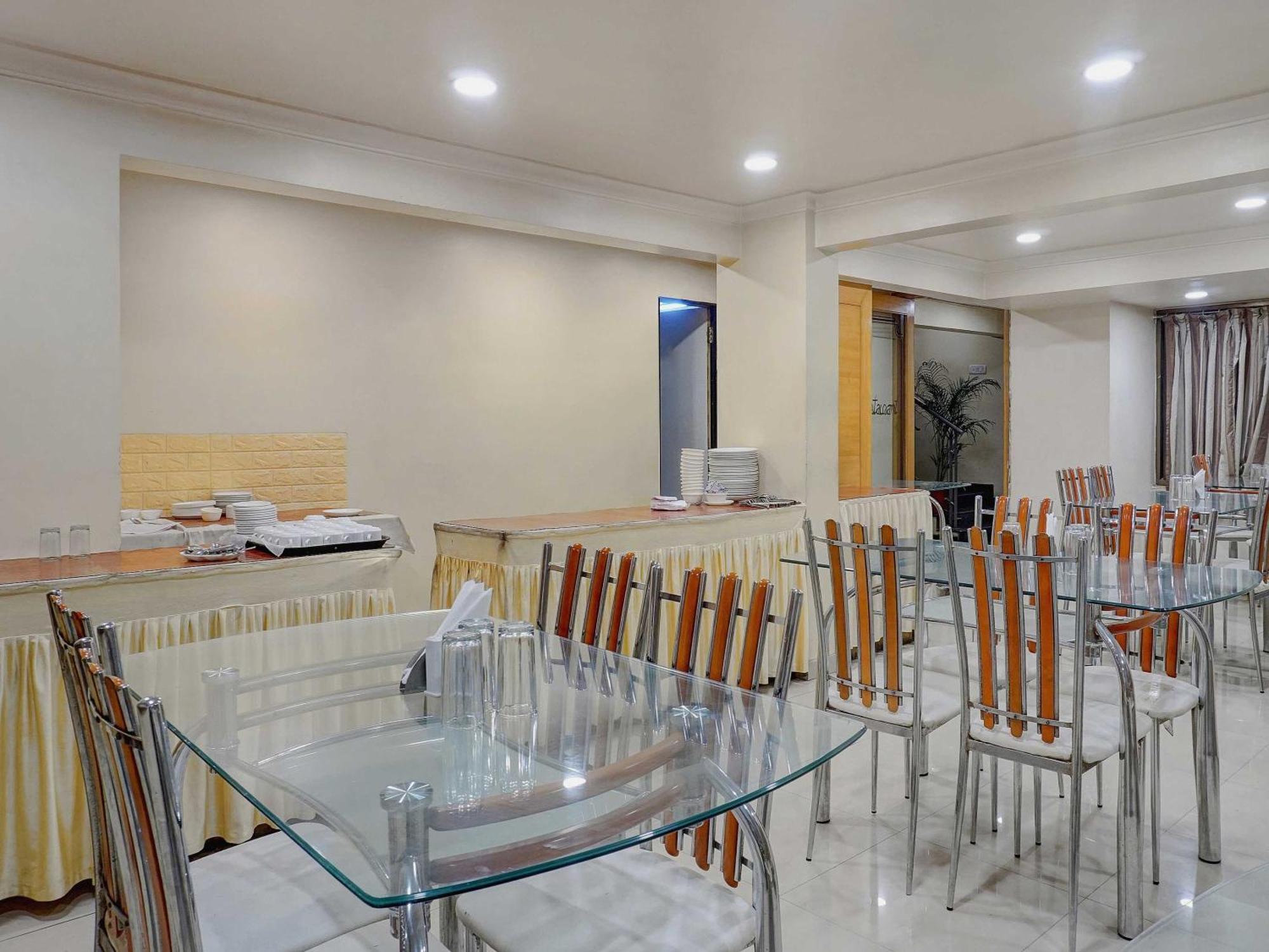 Townhouse Oak Orchard Hotel Pune Exterior foto