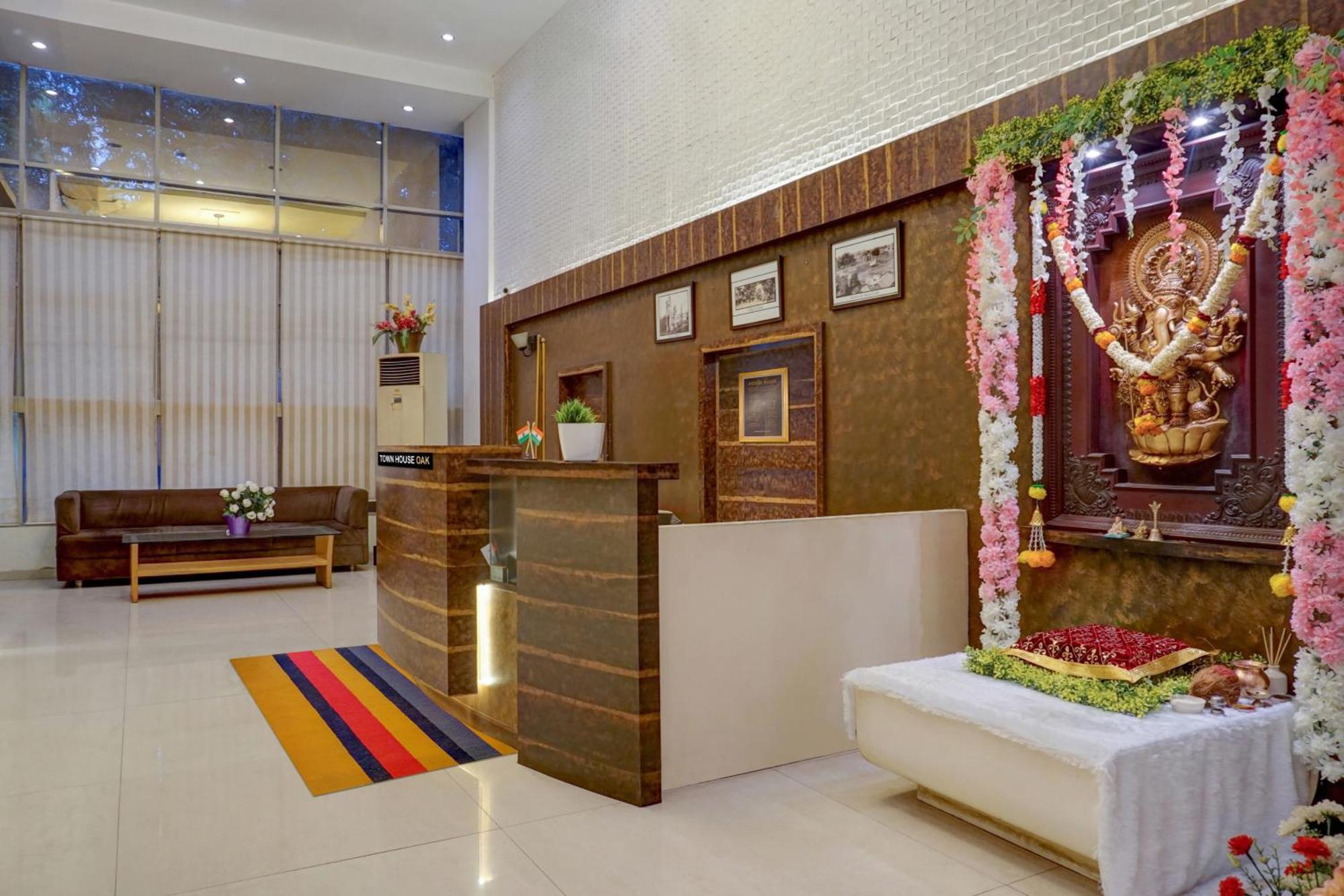 Townhouse Oak Orchard Hotel Pune Exterior foto